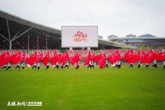 露天浴池的女主人公
