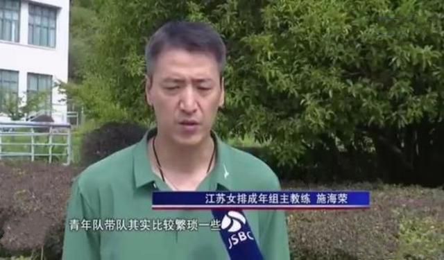 小柔在厨房被高潮嗯啊
