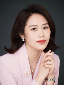 男女一边吃奶一边做爰